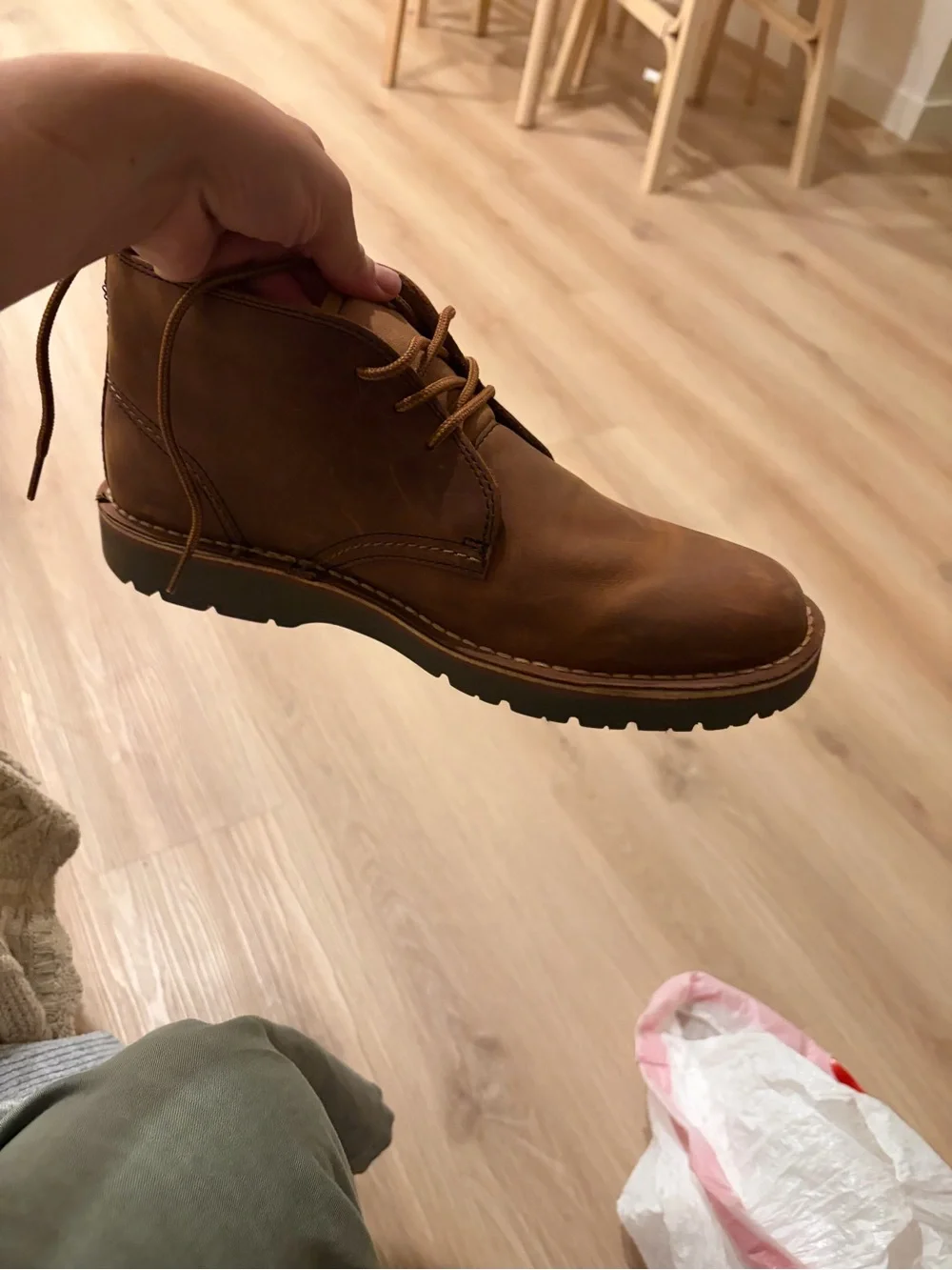 Clarks Men's Tan Leather Chukka Boots